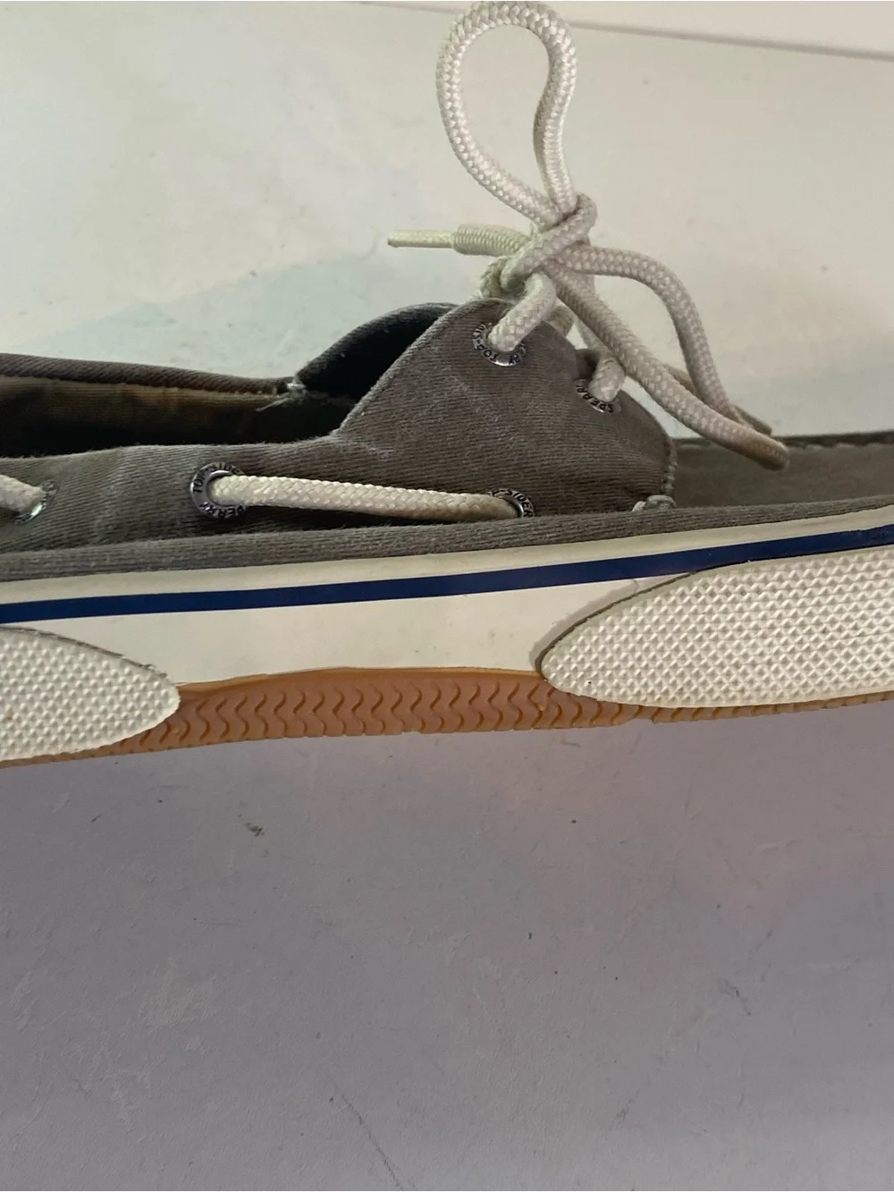 N/A sperry top